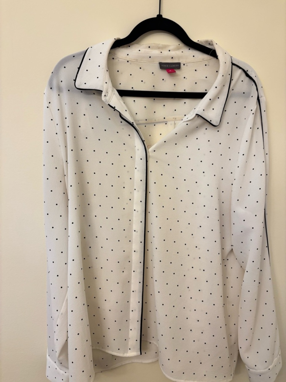 Vince Camuto White Button-Up Shirt with Black Polka Dots